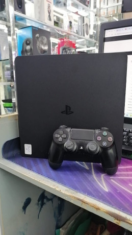 playstation-4-slim-500-gb-noir-occasion-ps4-big-2