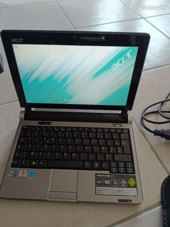 vente-un-mini-pc-acer-aspire-one-big-0