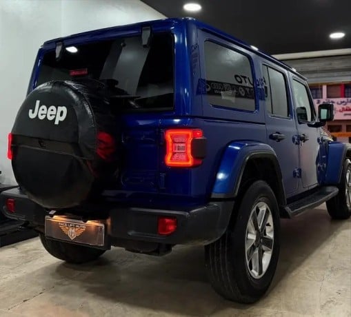 jeep-wrangler-sahara-2019-big-7